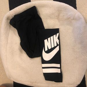 Black Nike Leggings